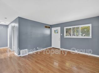 148 Glen Garry Rd, Saint Louis, MO 63137