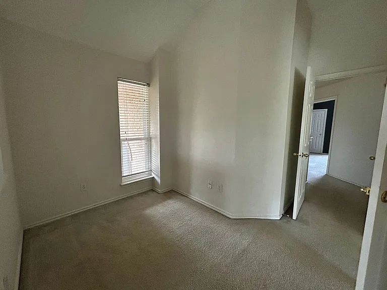 7154 Tularosa Ct — Photo 18