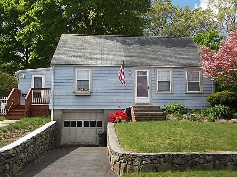 1st image of 85 Mayflower St