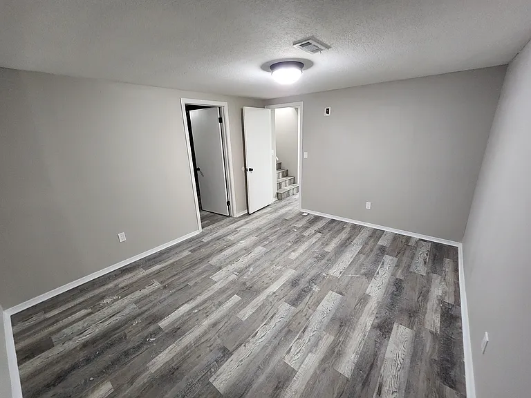 3224 S Walnut St — Photo 18