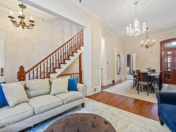 5th image of 1919 N Lincoln Park W