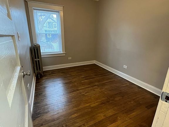 5th image of 1232 Florence Ave #1
