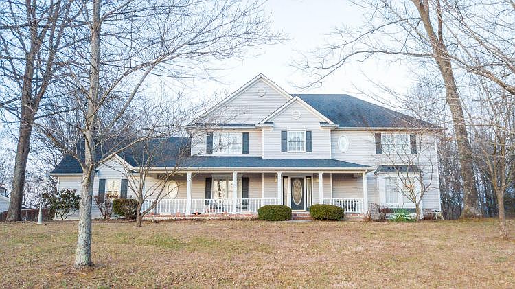 1st image of 451 Woodside Dr