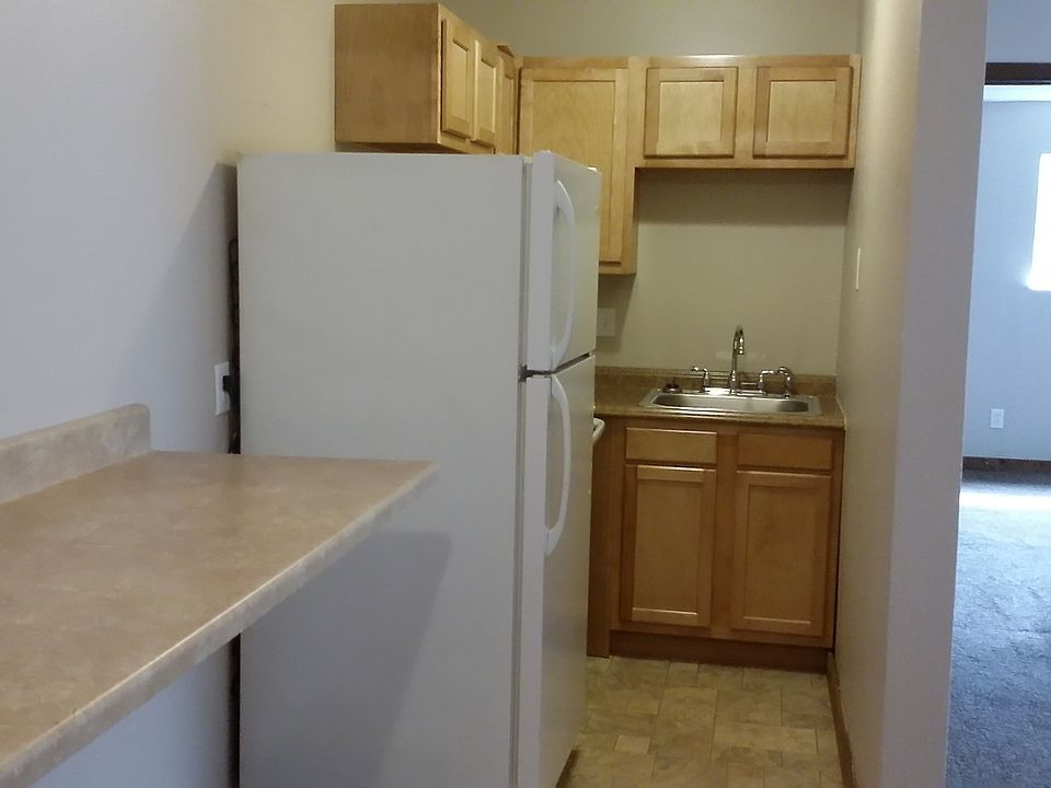2nd image of 531-537 Case St #537-3