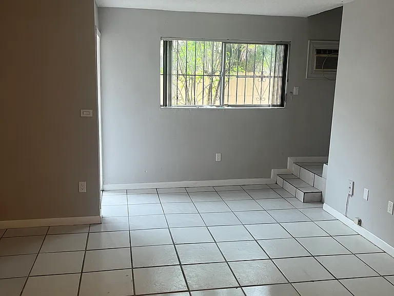 927 NW 7th Ct #2 — Photo 1