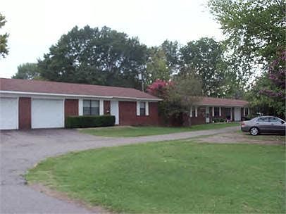 1st image of 309-317 McKennon Ct
