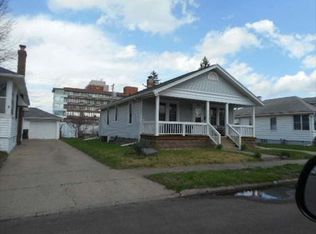 1317 Center St, Pekin, IL 61554