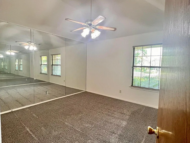 4830 E Indianapolis Ave — Photo 12