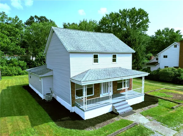 1204 Manor Ave, Latrobe, PA 15650