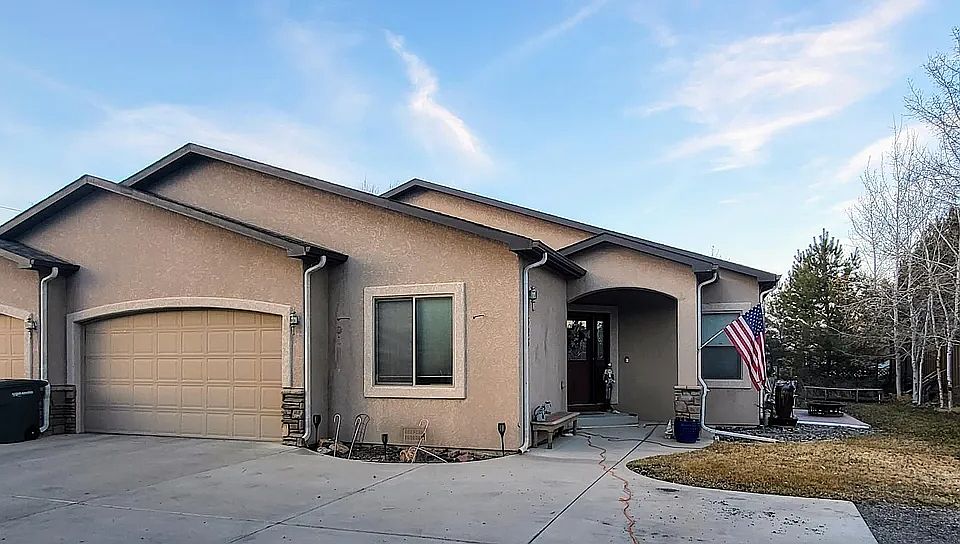 1st image of 525 Reed Mesa Dr
