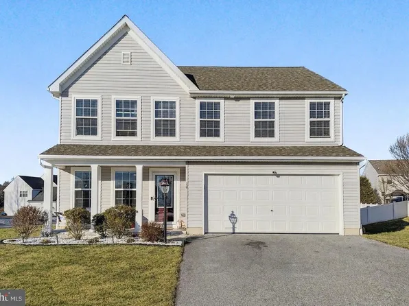 10 Coriander Ln, Manchester, PA 17345