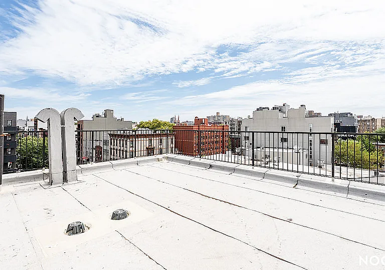 489 Grand St #2C — Photo 28