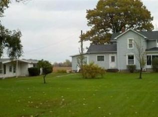 4405 W Harbor Rd, Port Clinton, OH 43452