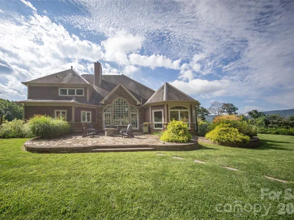 127 Alan Dr, Boone, NC 28607