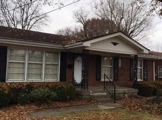 4305 Leaf Dr, Louisville, KY