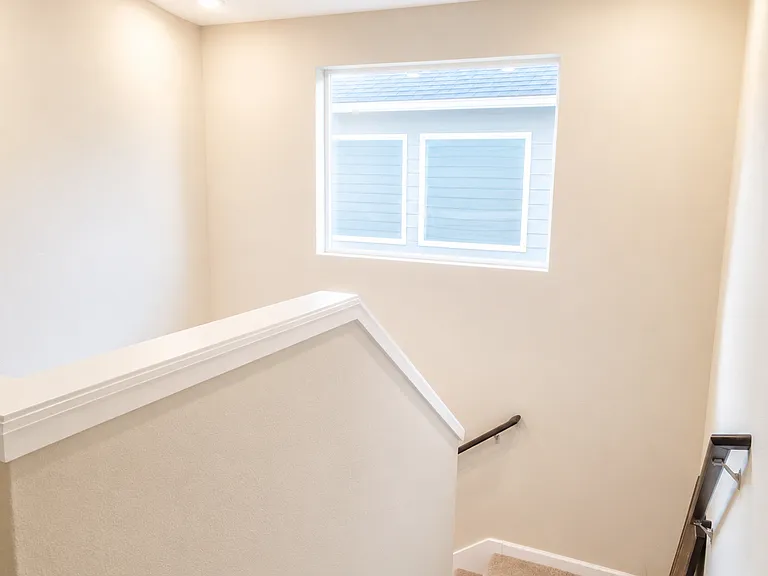 3225 Hanna Dr NE — Photo 10