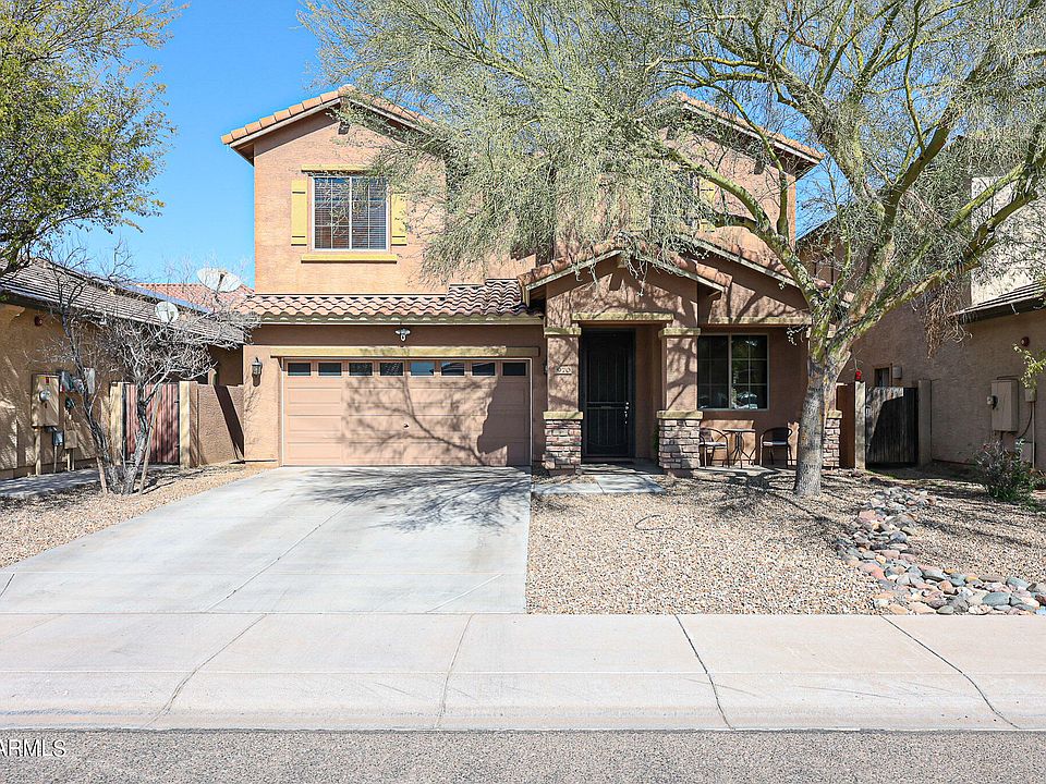 1st image of 970 E CORRALL Street