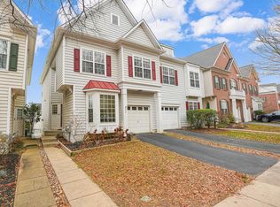 211 Painted Post Ln, Gaithersburg, MD 20878