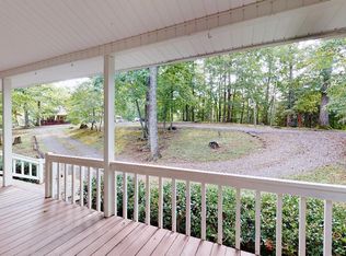 1922 Bell Oak Dr, Hiawassee, GA 30546