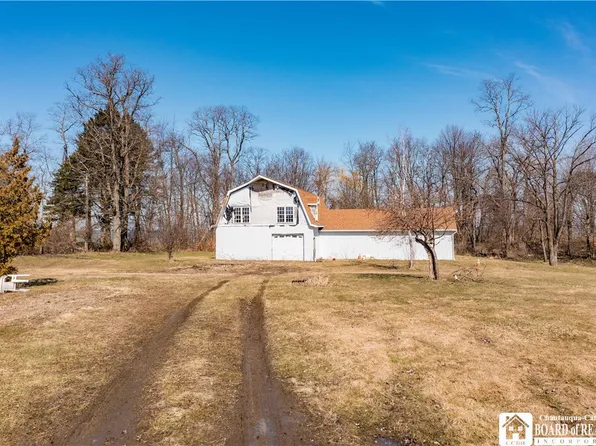 6746 Route 5, Westfield, NY 14787