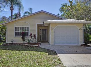 6055 7th Ln, Vero Beach, FL 32968