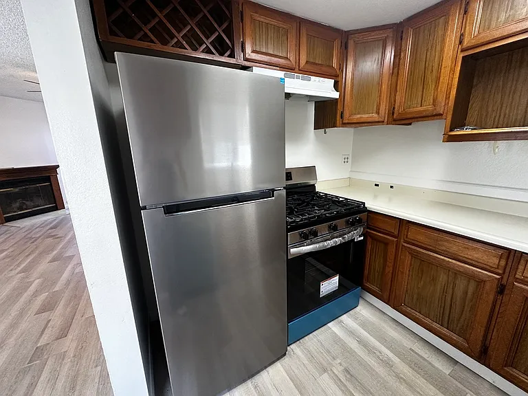 18323 Burin Ave — Photo 5