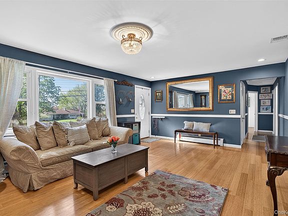 4th image of 27 High Hill Avenue