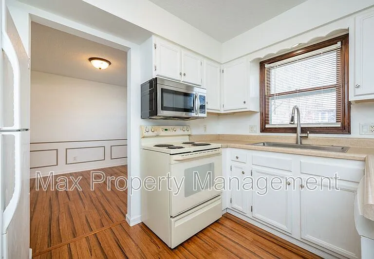 7613 Prairie Ave — Photo 15