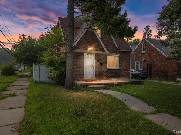 12603 Riad St, Grosse Pointe, MI 48224