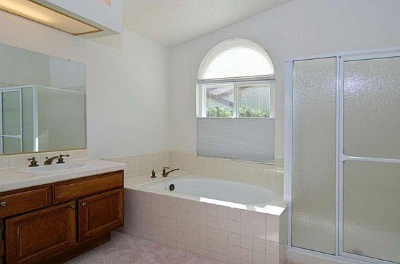 2845 Queens way TO  MLS (40)