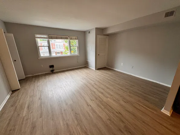4610 Silverwood St #2, Philadelphia, PA 19128