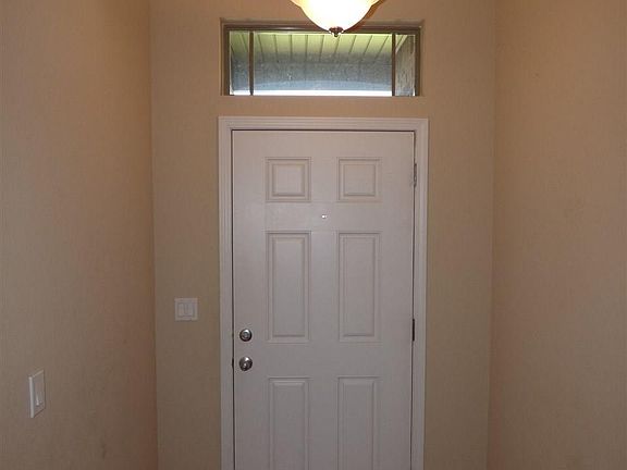 3rd image of 6001 Autumn Pines Cir
