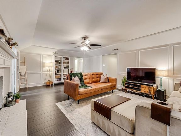 3rd image of 515 Woodhollow Dr