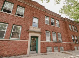 4939 N Lester Ave #1, Chicago, IL 60630
