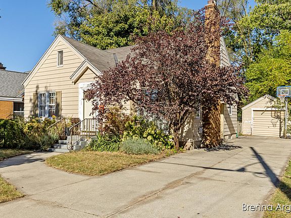 3rd image of 1513 Ardmore St SE