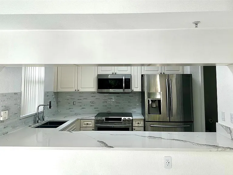 6500 W Sample Rd — Photo 8
