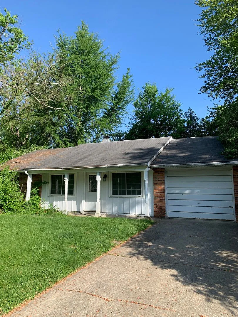 912 W Meadow Ln photo 1