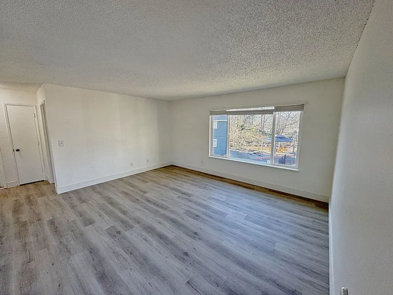 Echo Glen — Photo 14