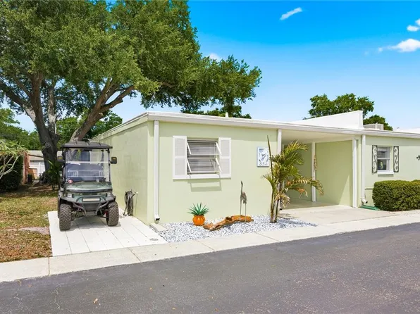 854 Sky Loch Dr N, Dunedin, FL 34698