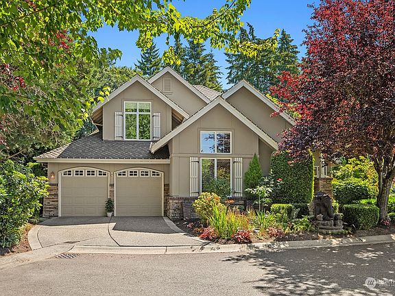 2nd image of 8470 SE 69th Place