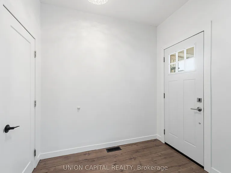 103 Case St — Photo 4