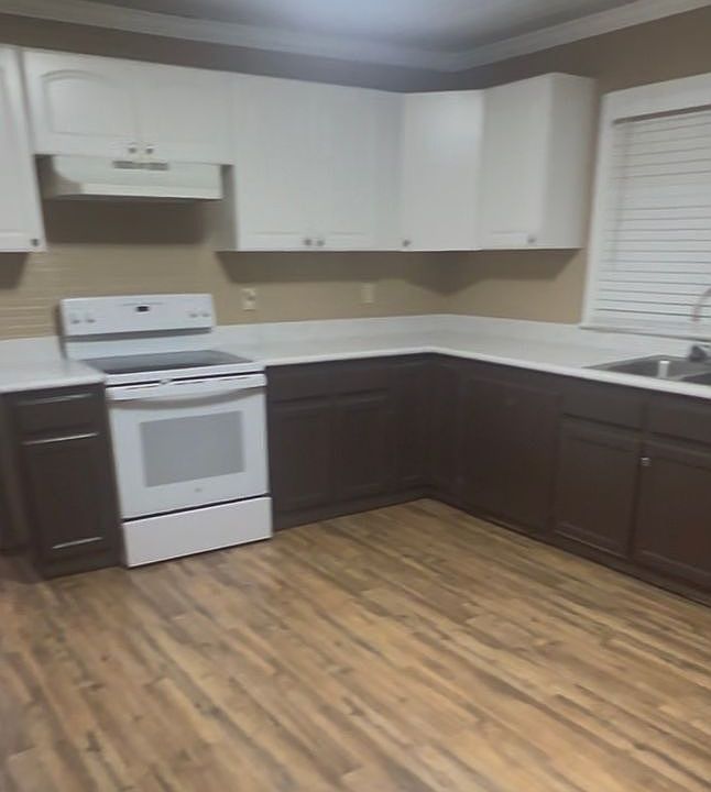 2nd image of 236 Clemson Ave