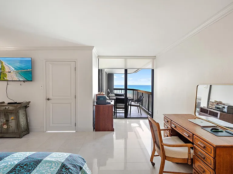 5380 N Ocean Dr #19E — Photo 18