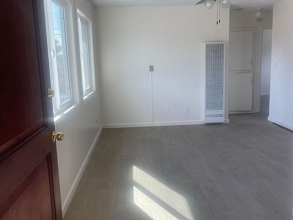 5th image of 8827 Orchard Ave