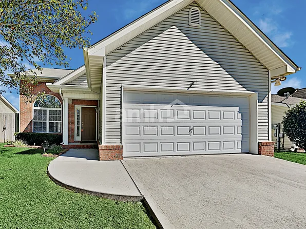 2926 Titanium Ln, Knoxville, TN 37918