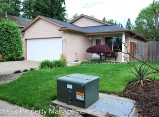 117 W 9th St #MCLE11, Newberg, OR 97132