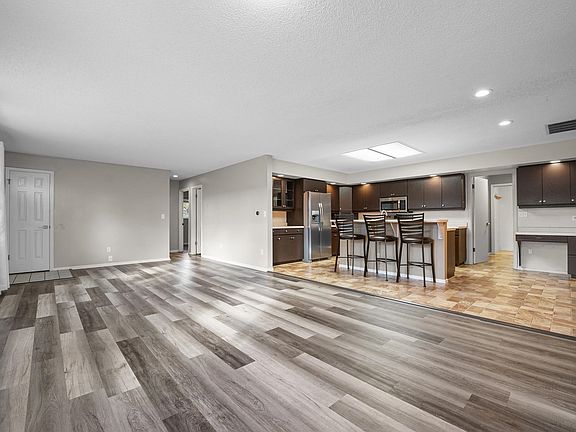 4th image of 2700 G Rd APT 5C