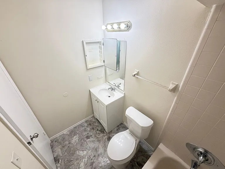 4124 Pershing Pointe Pl #4 — Photo 27