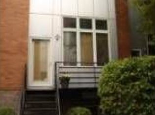 1736 N Winnebago Ave APT F, Chicago, IL 60647