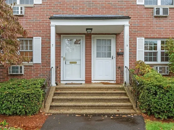 7 Kingston St Unit 7, North Andover, MA 01845